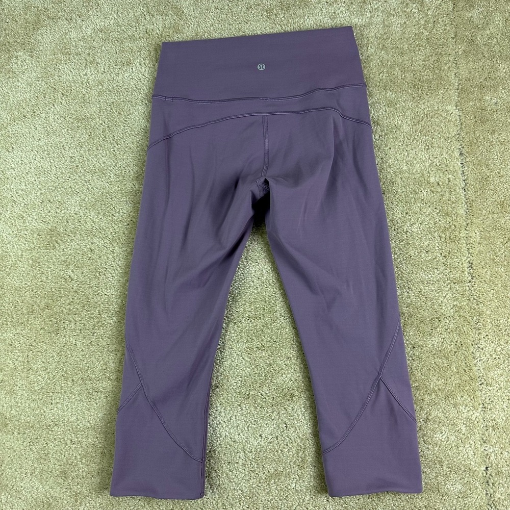 Lululemon In Movement Crop Leggings Womens 8 Everlux 19" lilac purple Run Gym